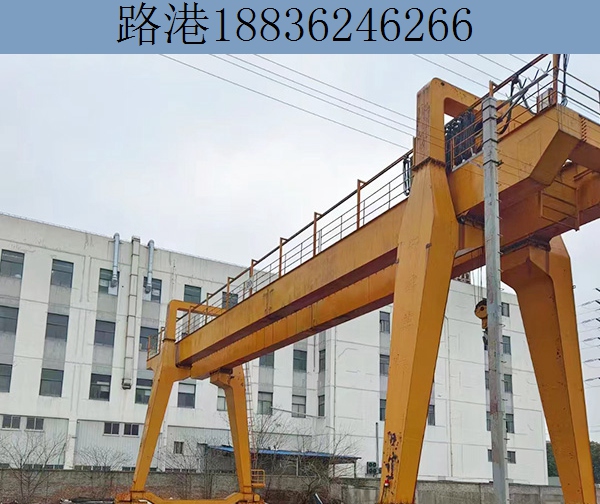 须注意龙门吊工作时