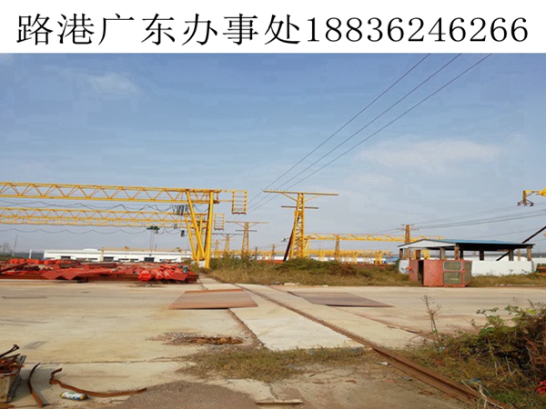 小052